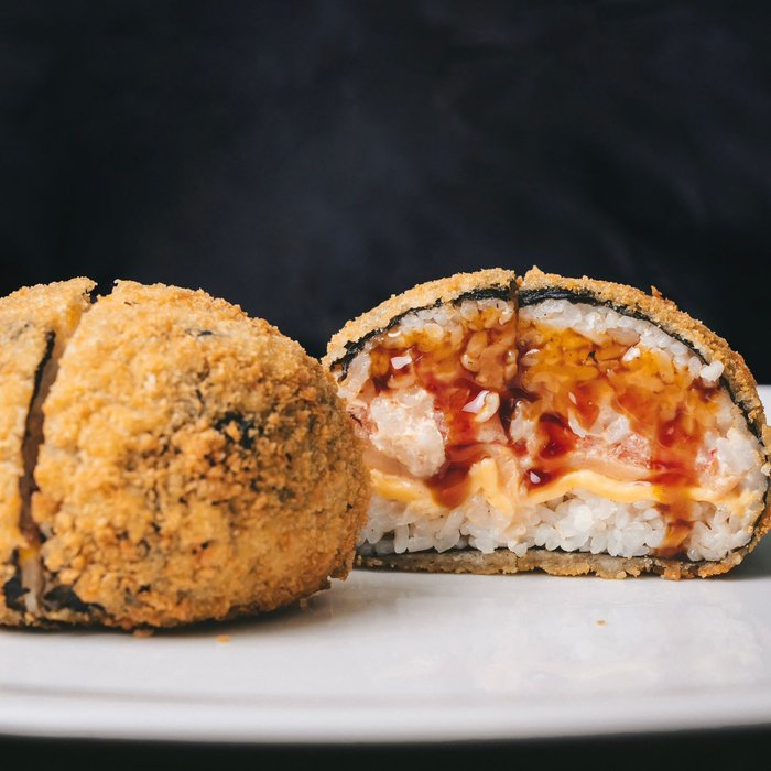 Японский бургер с лососем